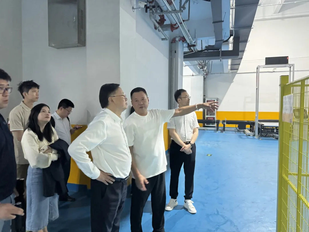 中国眼谷团队莅临医疗，深化眼科医疗器械研发合作